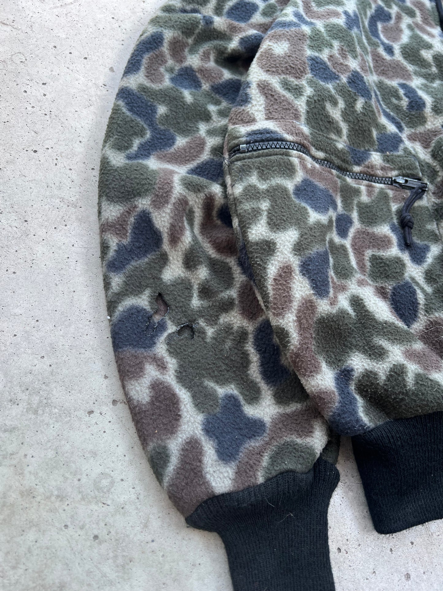 Vintage 80s Camo Zip-Up Fleece - (XL)