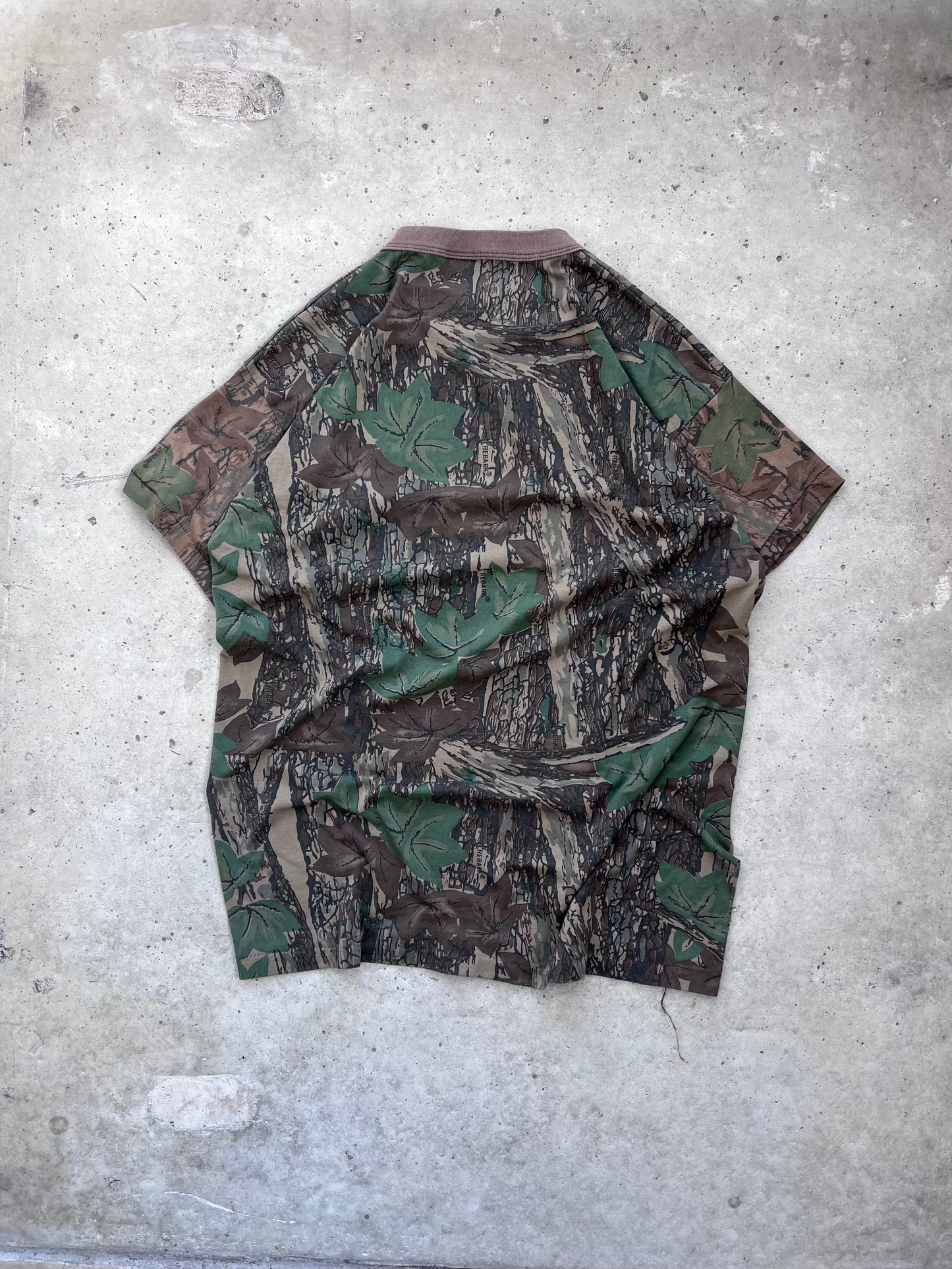 Vintage 90s Camo Pocket Tee - (L)
