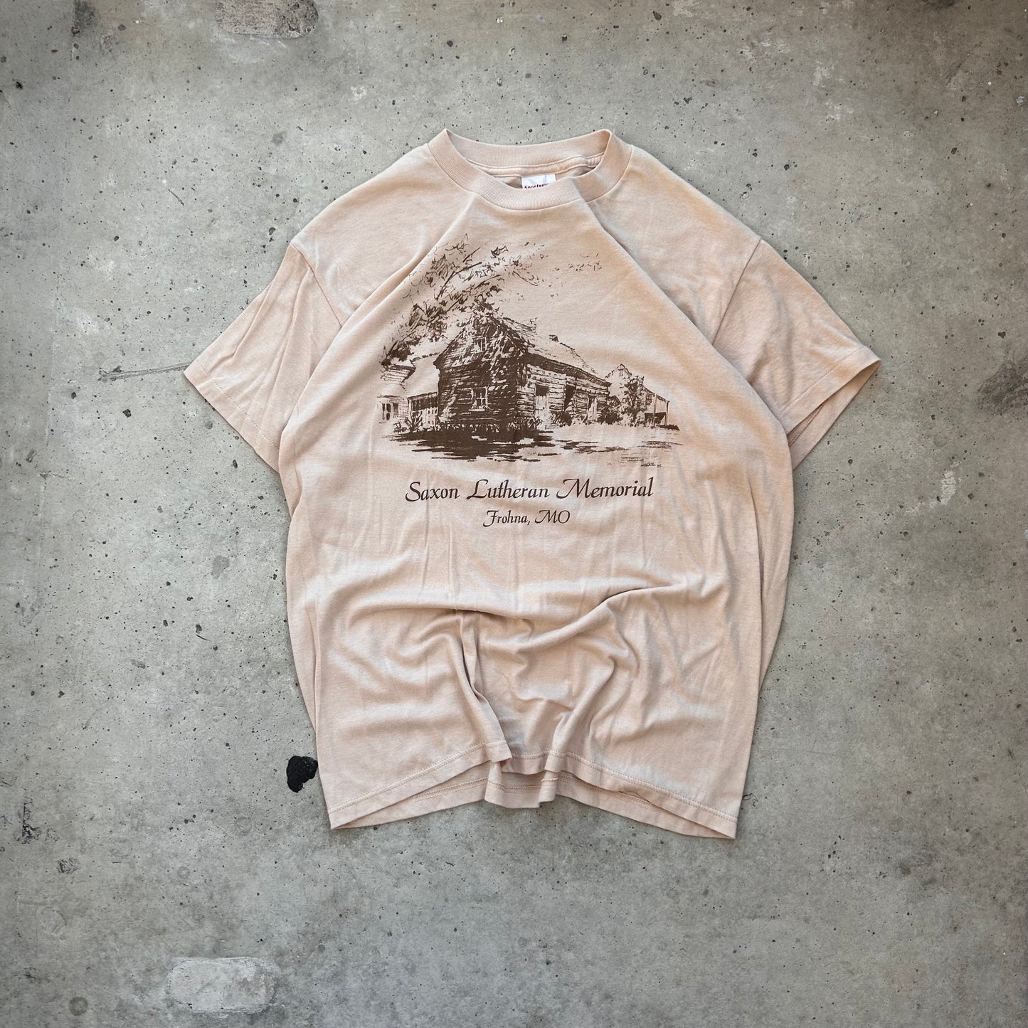 Vintage Brown Graphic Tee- (L)