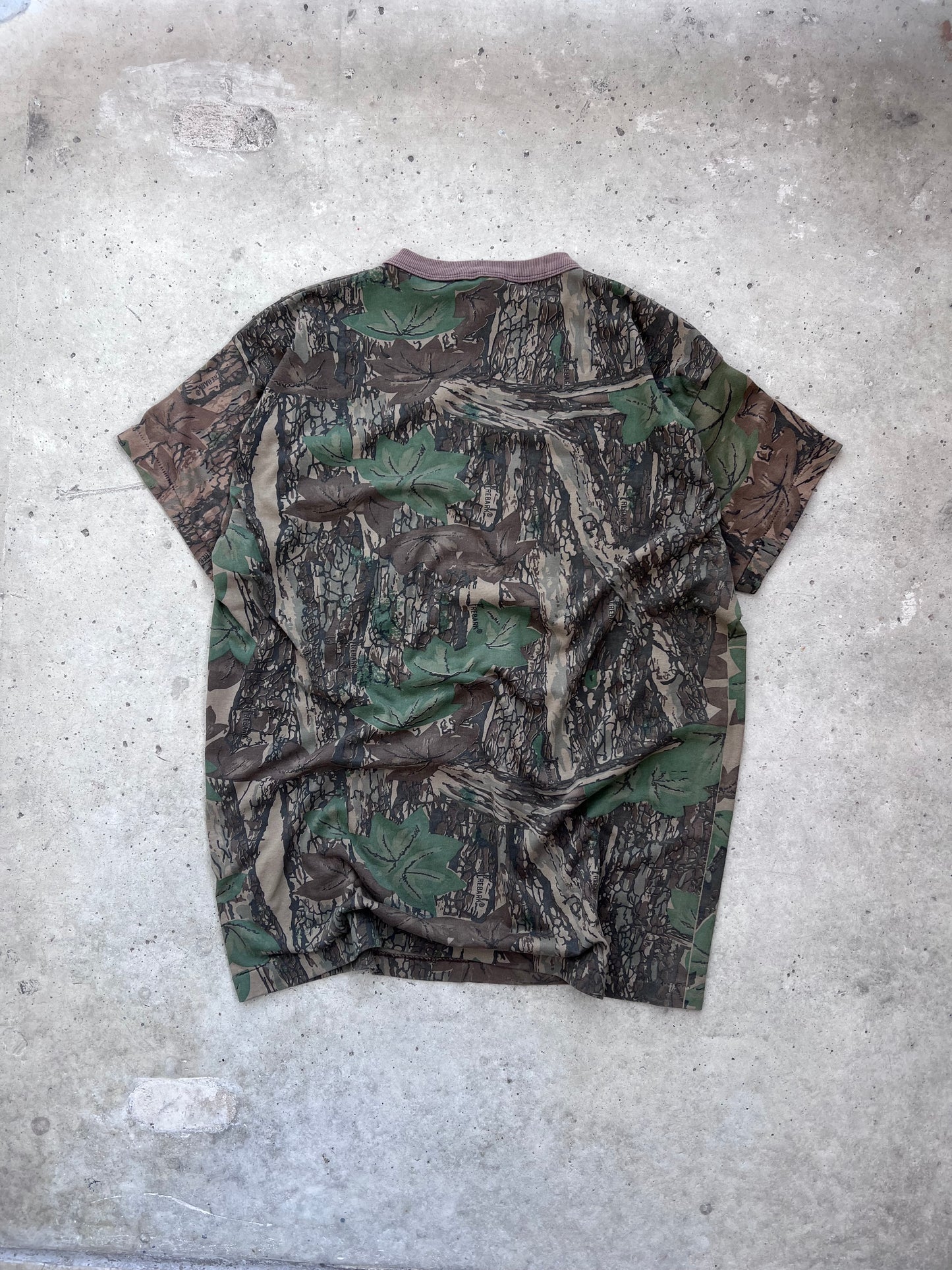 Vintage 90s Camo Pocket Tee - (L)