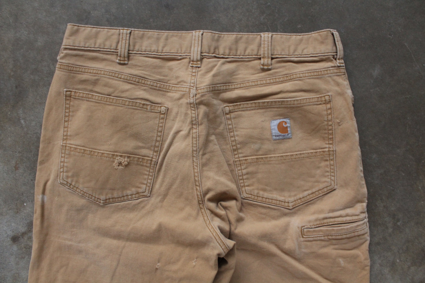 00s Tan Carhartt Pants - (36x36)