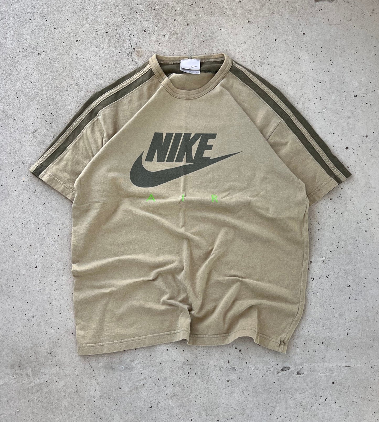 Vintage Nike Green Spell-Out Tee - (M)