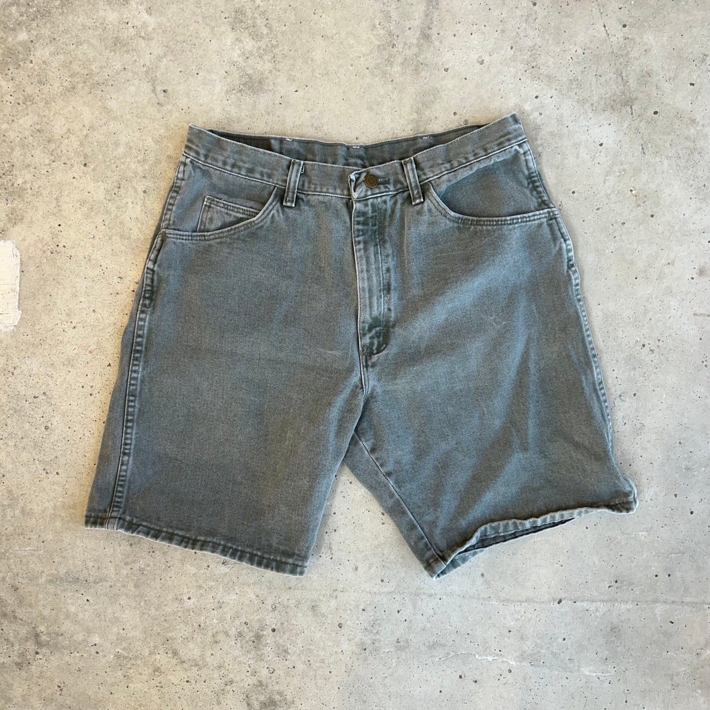 Vintage Faded Green Wrangler Shorts - (32)