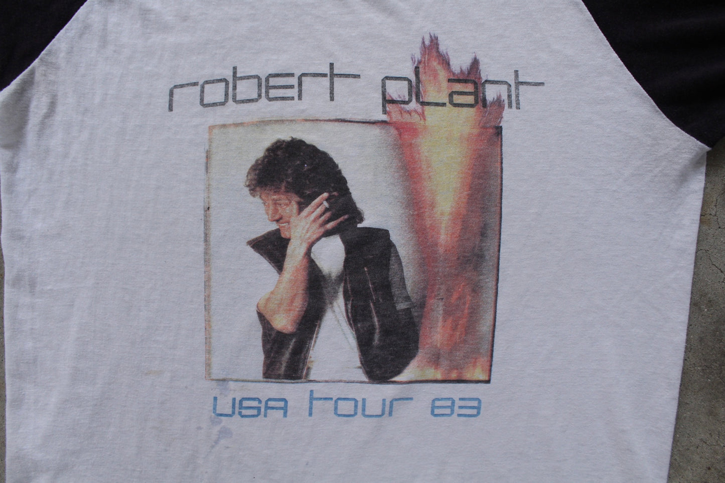 Robert Plant 83’ Raglan- (L)