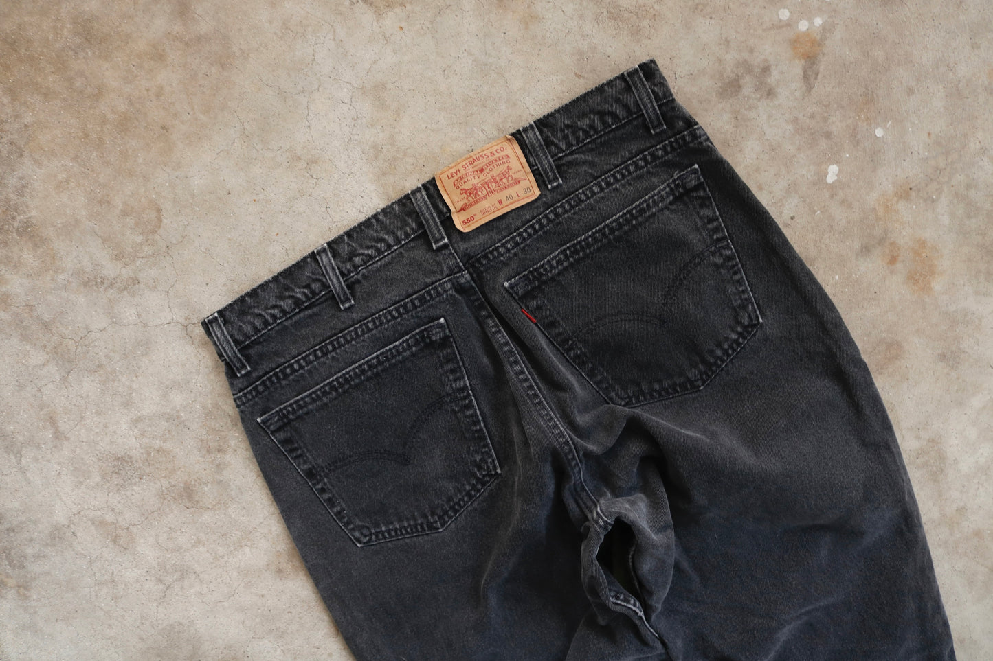 90s 550 Levi Jeans - (40x30)