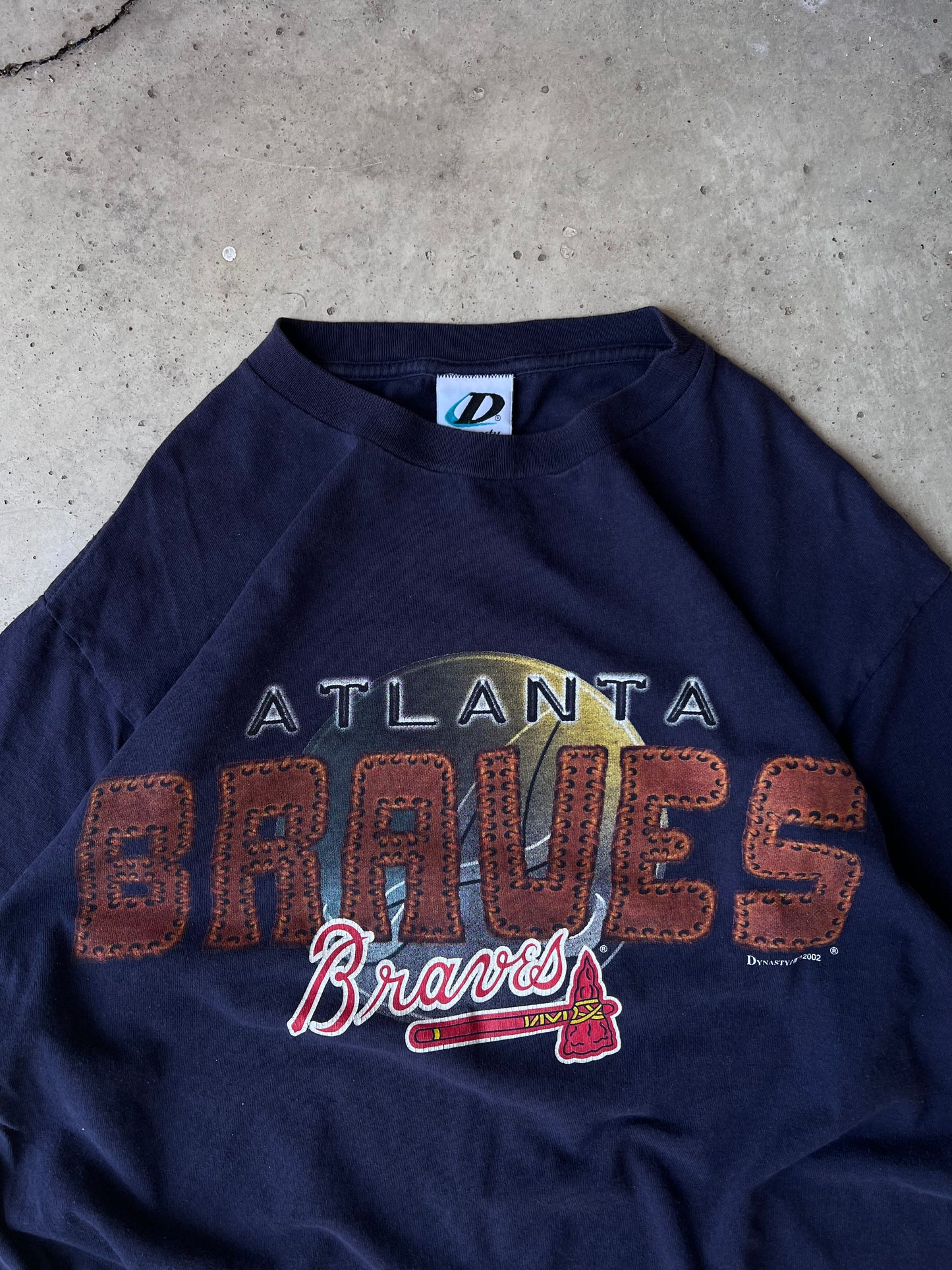 Vintage 02’ Atlanta Braves Tee - (M)