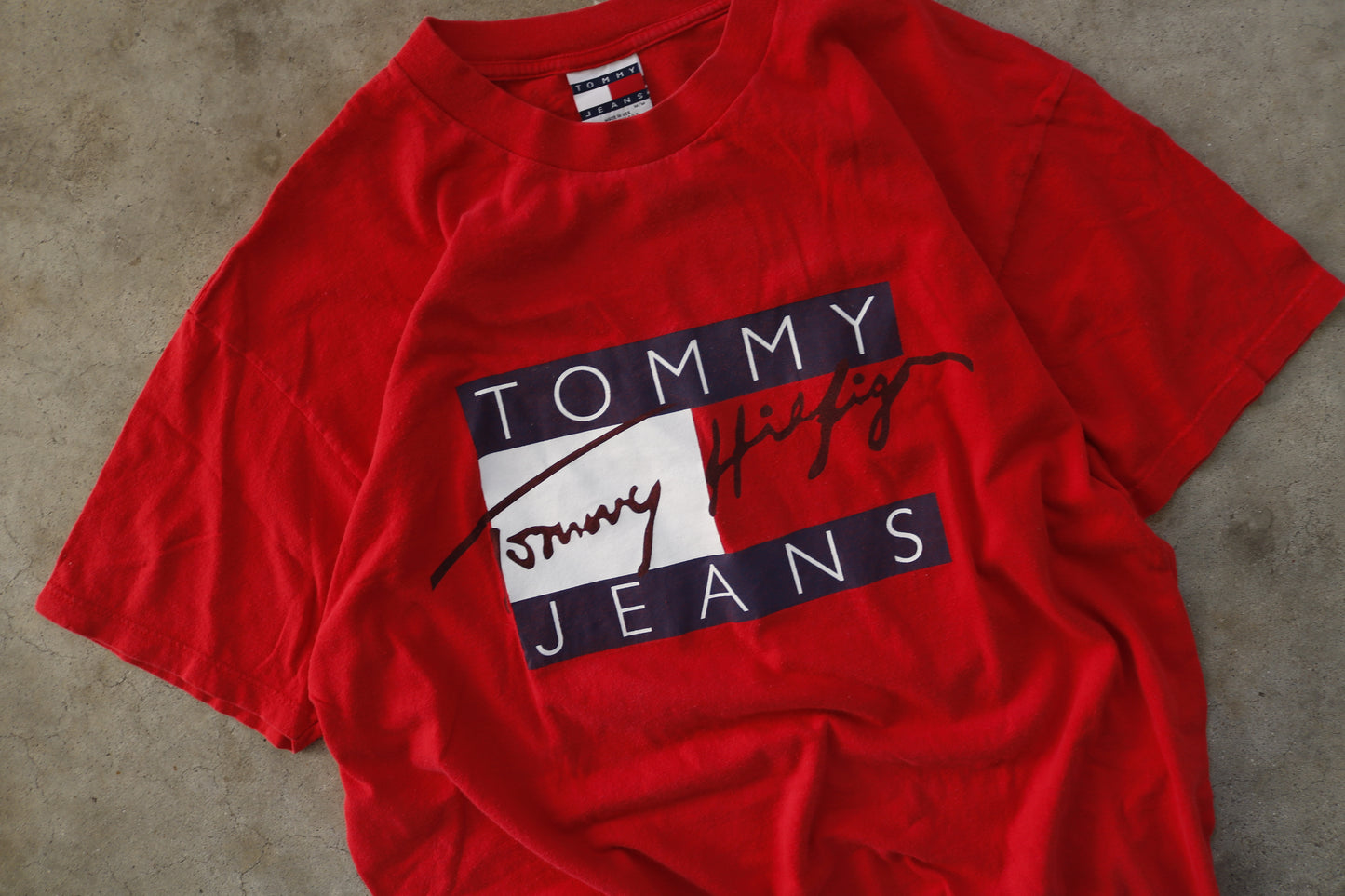 90s Tommy Hilfiger Tee - (XL)