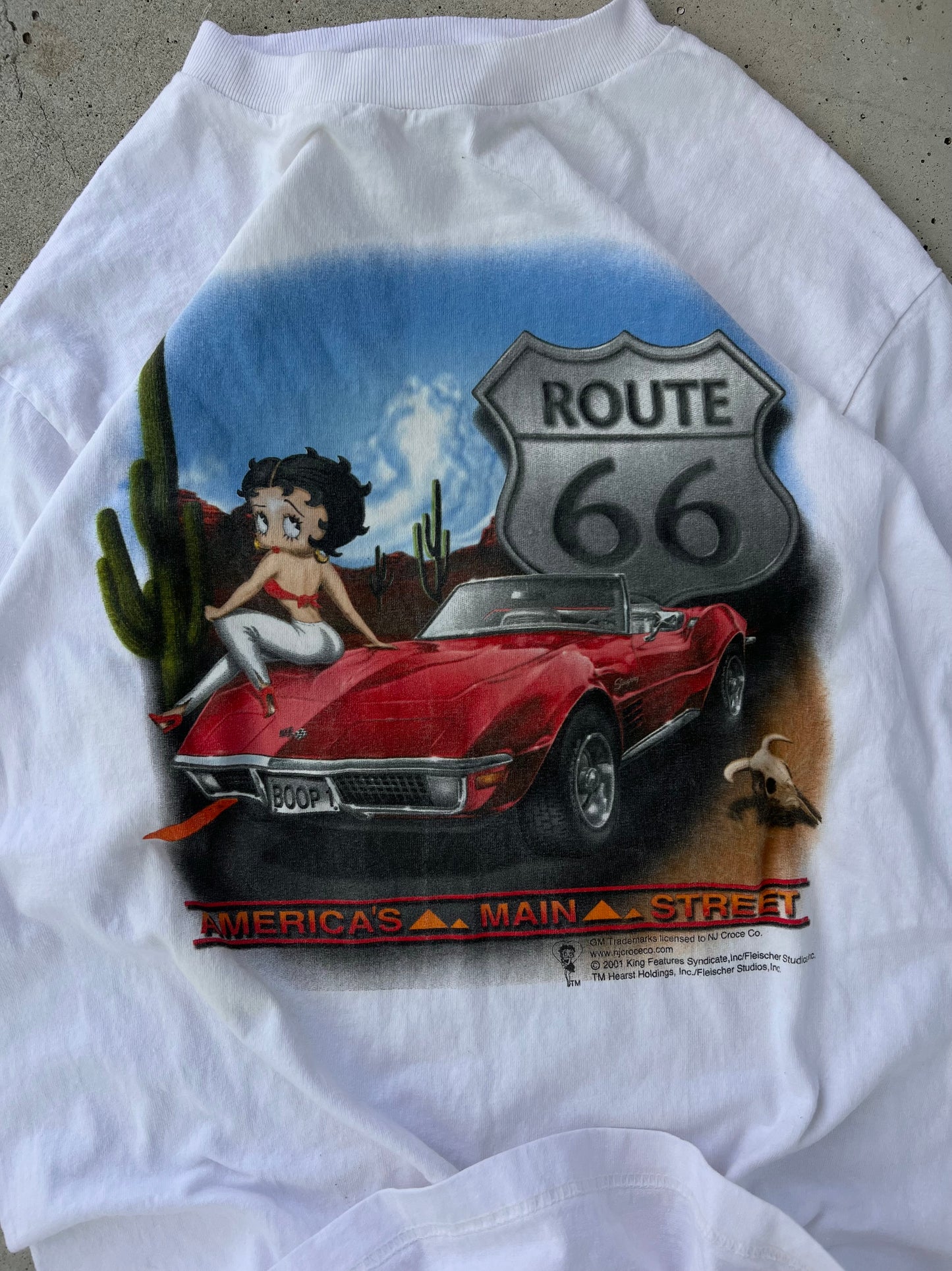 Vintage 01’ Racing Betty Boop Tee - (M)