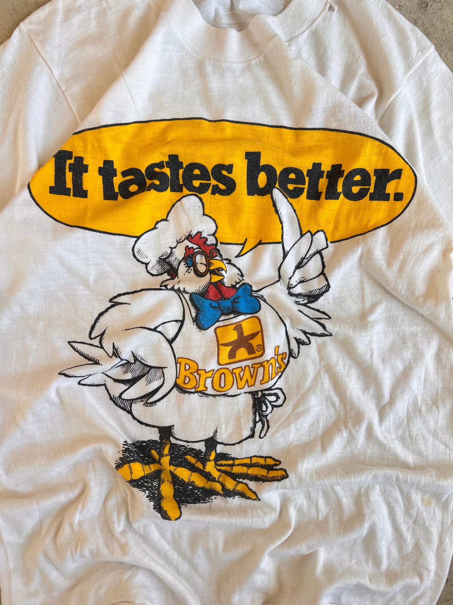 Vintage Brown’s Chicken Tee - (M)