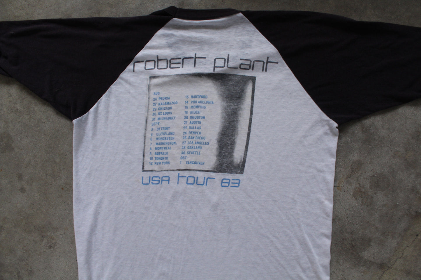 Robert Plant 83’ Raglan- (L)