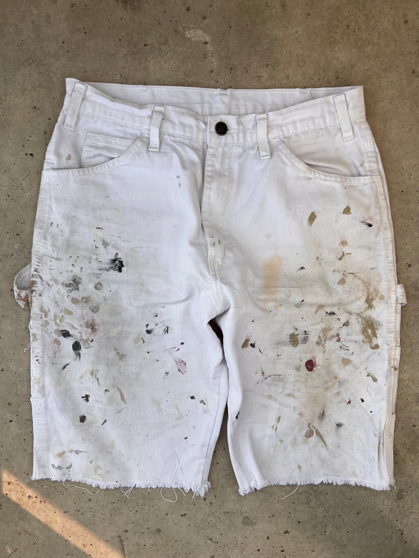 Vintage White Painter Dickies Shorts - (30)