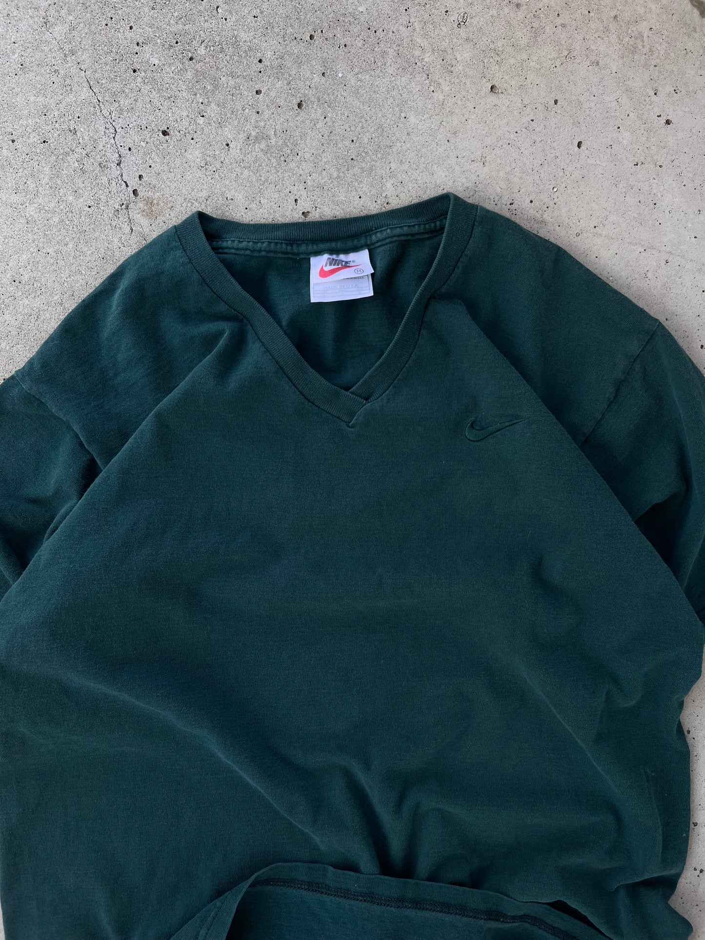 Vintage Green Nike V-Neck Tee - (M)