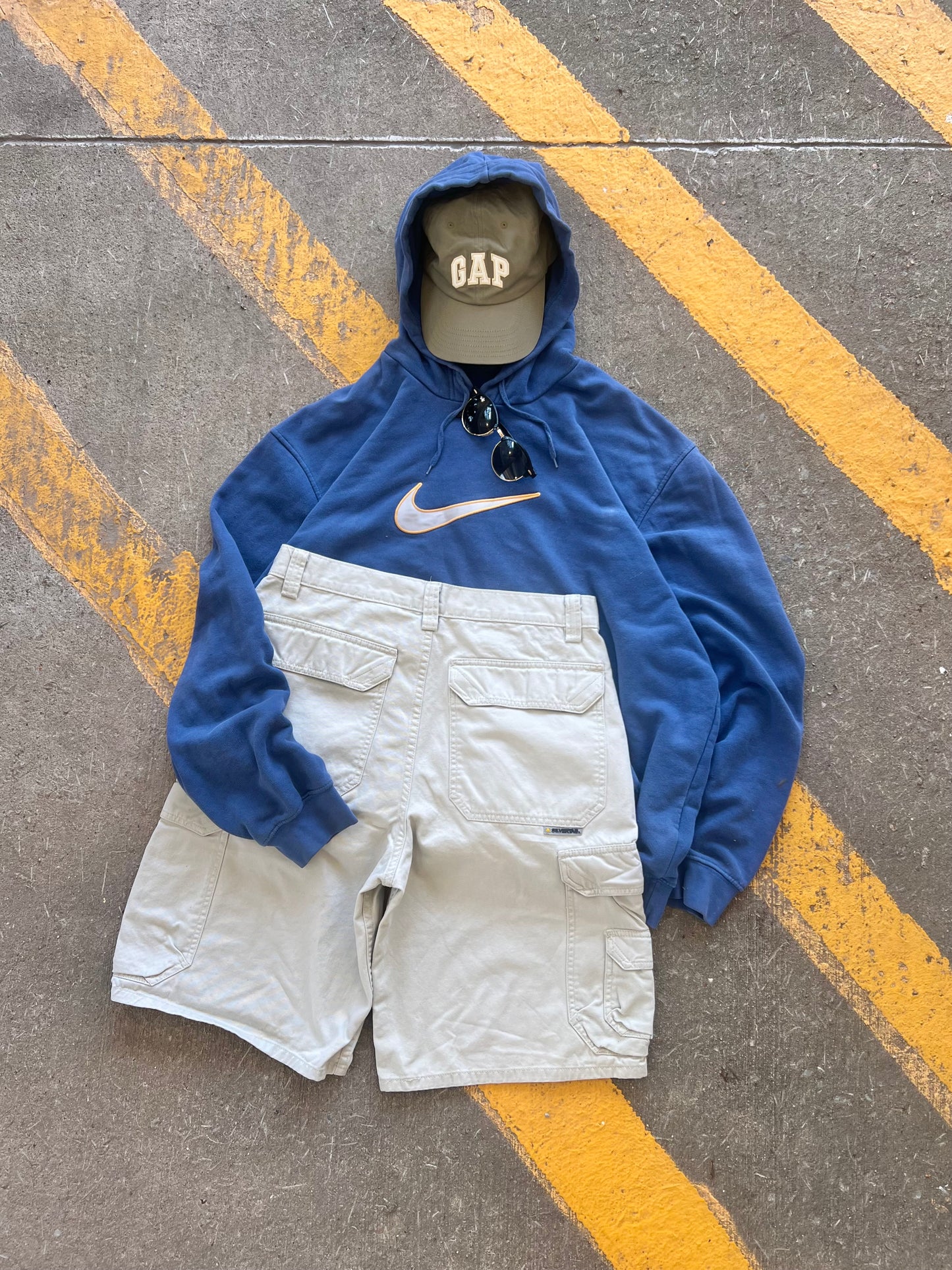 Vintage Blue & Yellow Nike Hoodie - (XL)