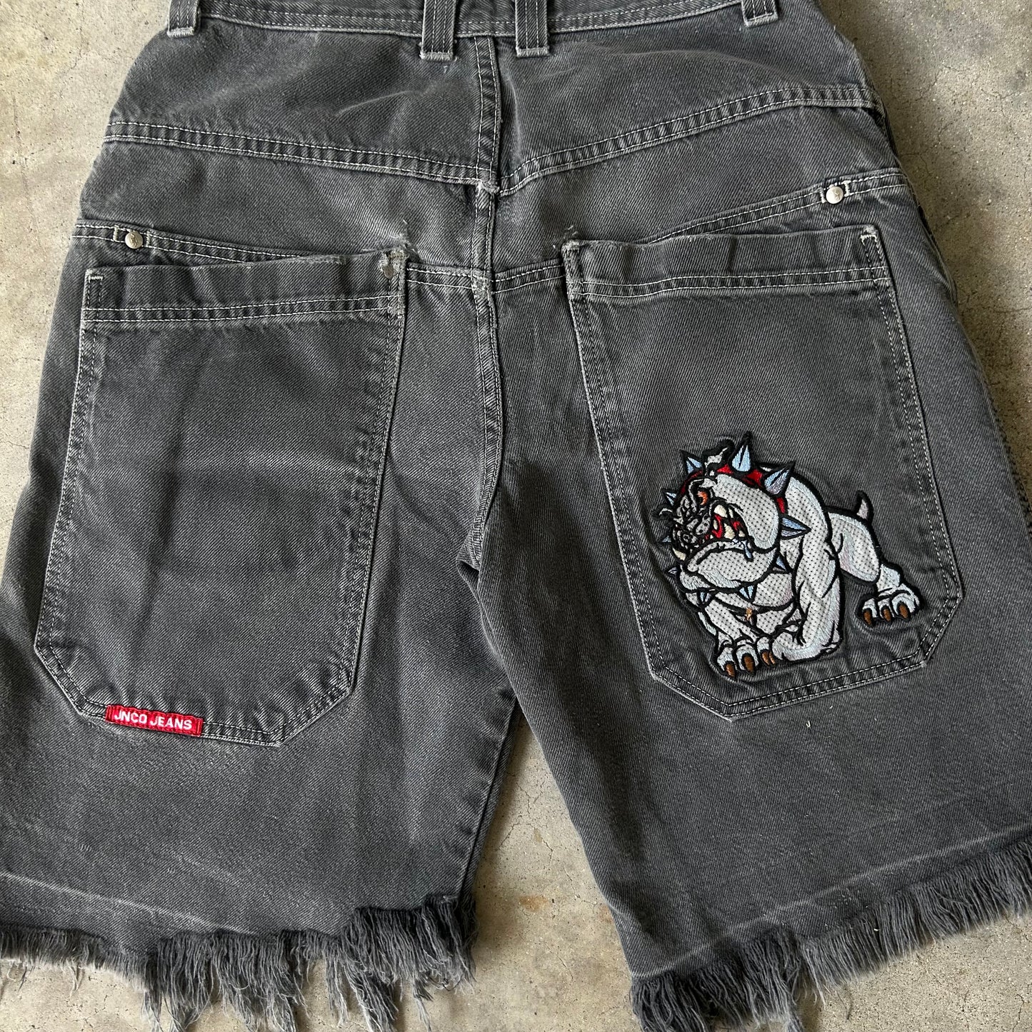 Vintage Y2k JNCO Bulldog Shorts - (30)