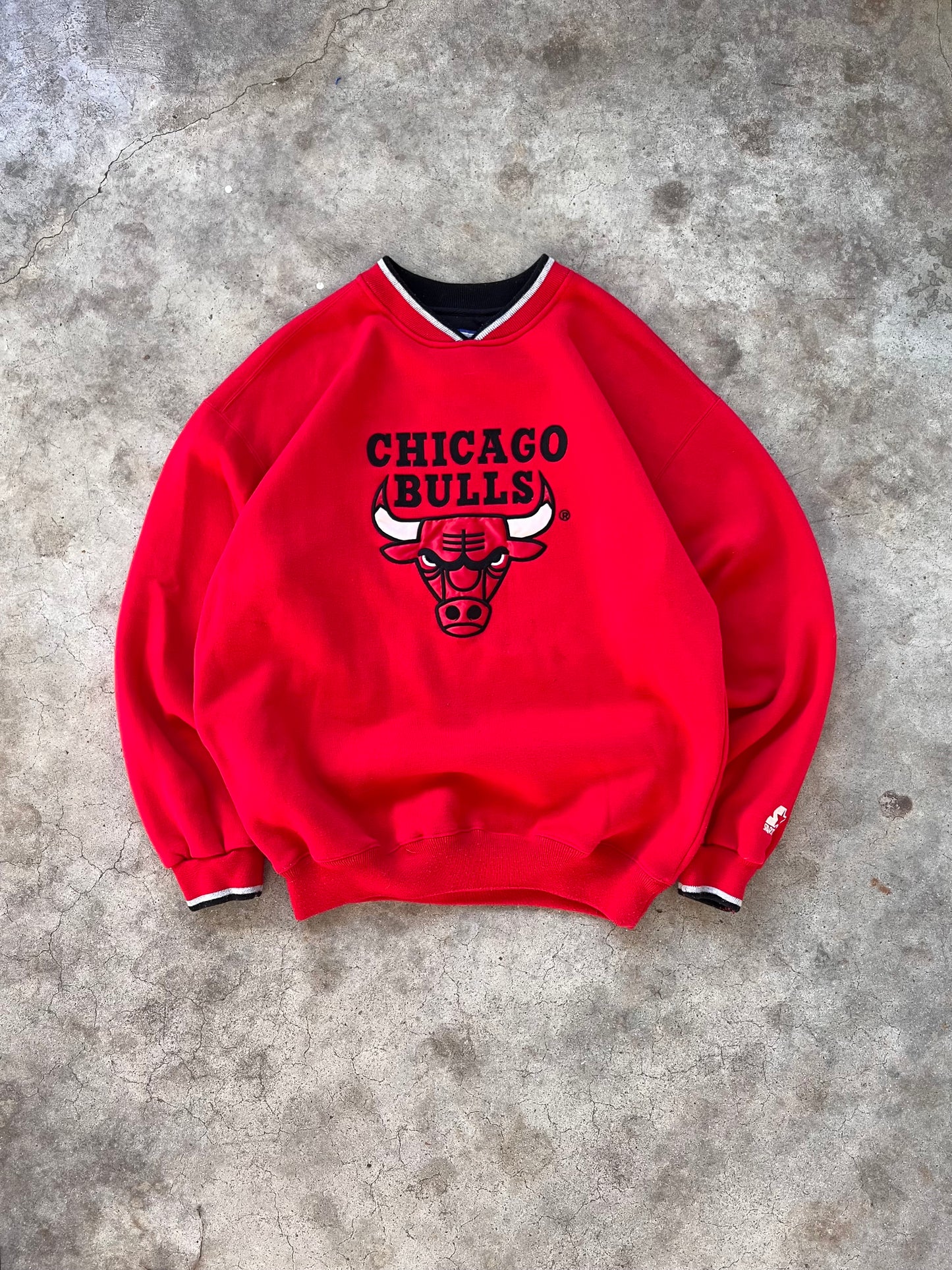 Vintage 90s Starter Bulls Crewneck (L)