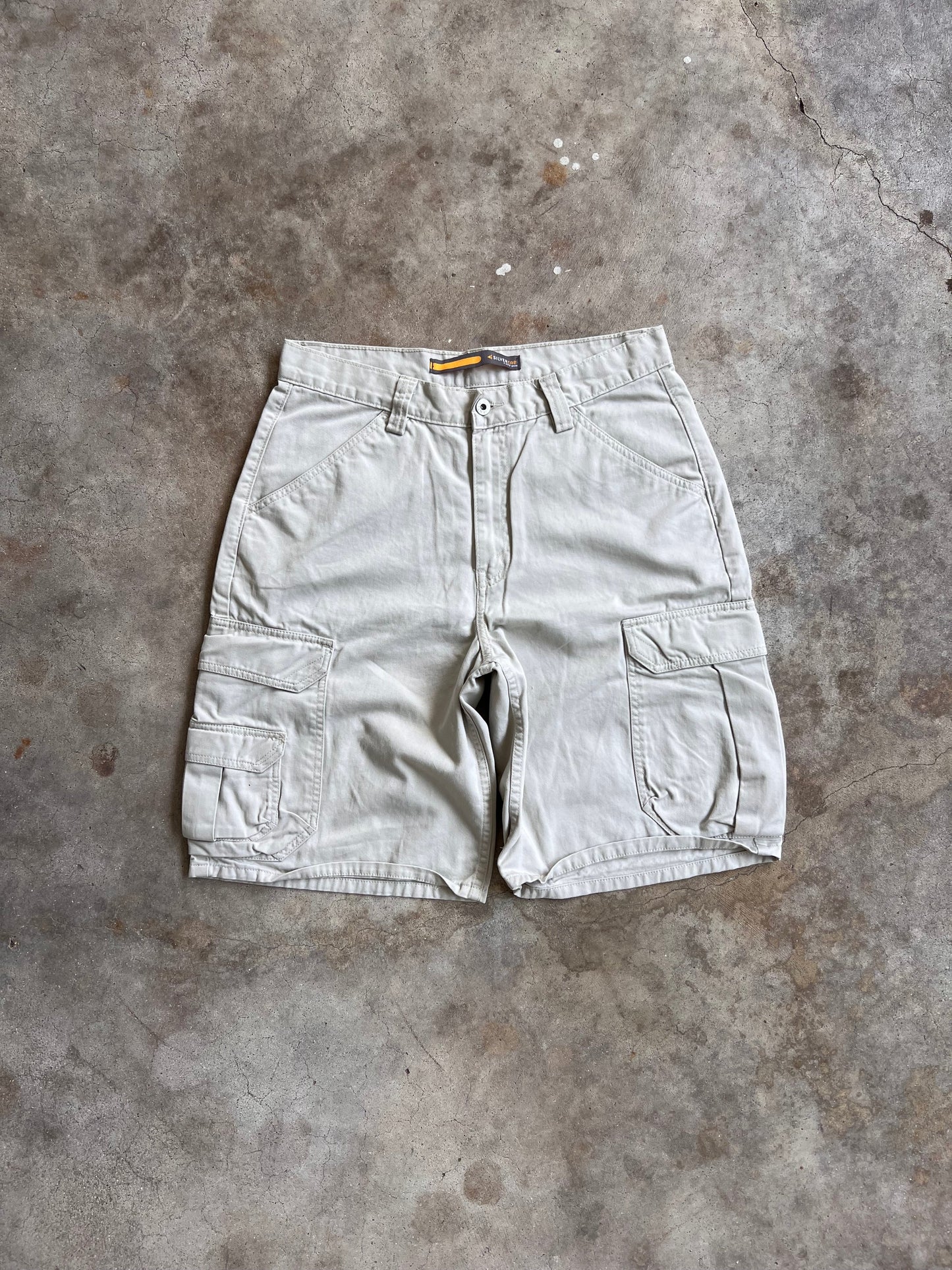 Vintage Levi’s Silver Tab Cargo Shorts - (32)