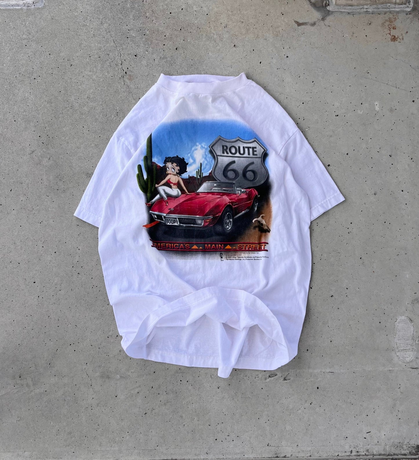 Vintage 01’ Racing Betty Boop Tee - (M)