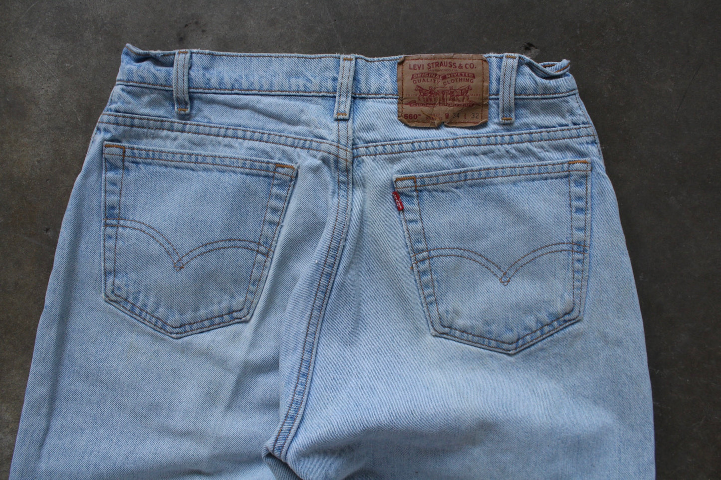 Vintage Levi’s 560- (34x32)