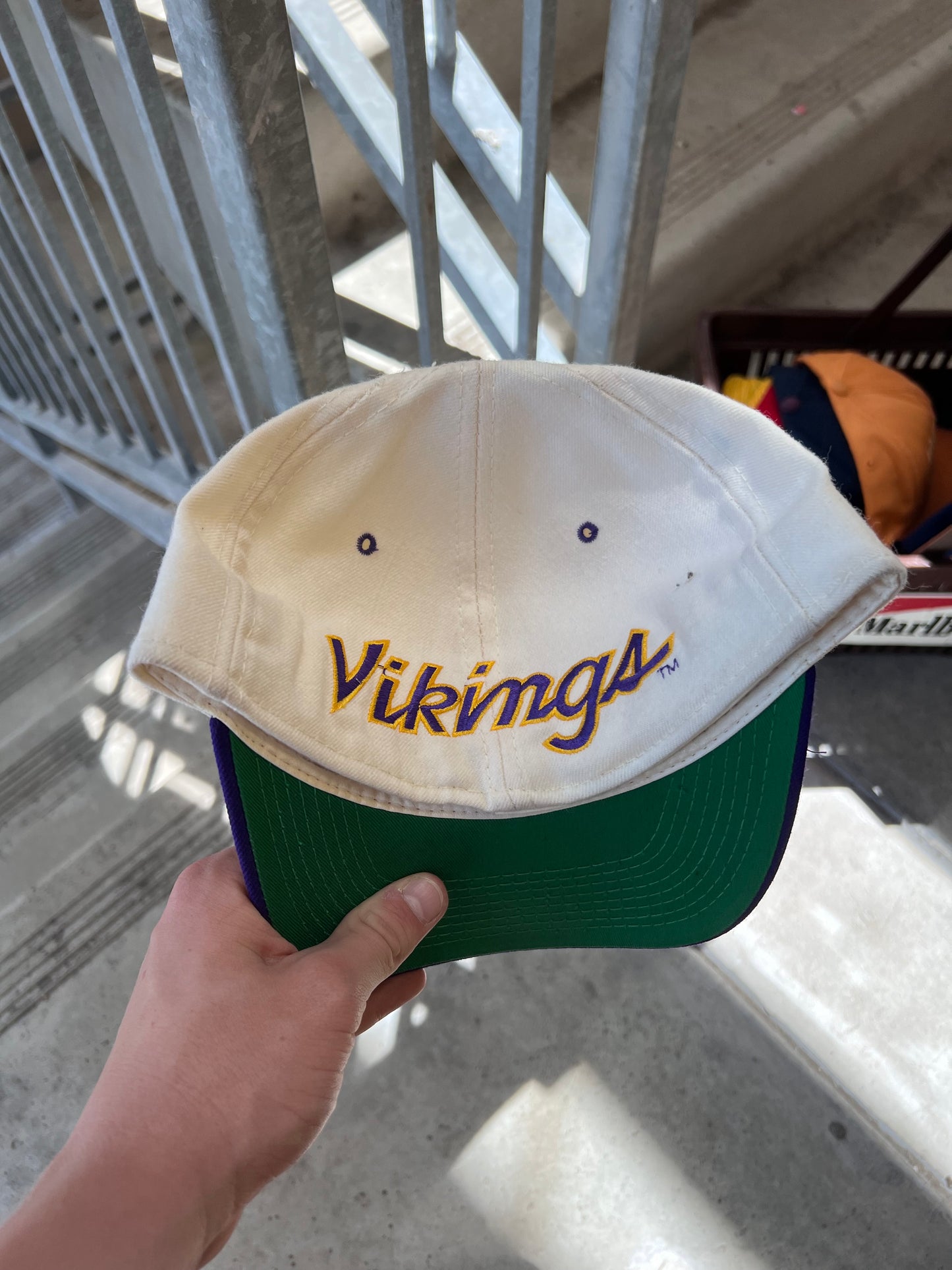 Vintage Sports Specialties Vikings Hat - (7)