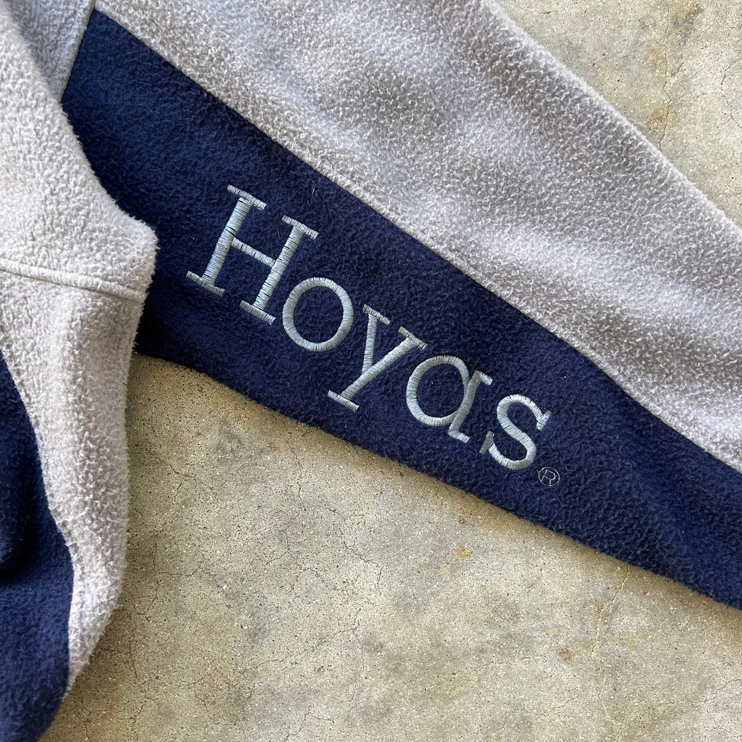 Georgetown Hoyas Sweatshirt - (XL)